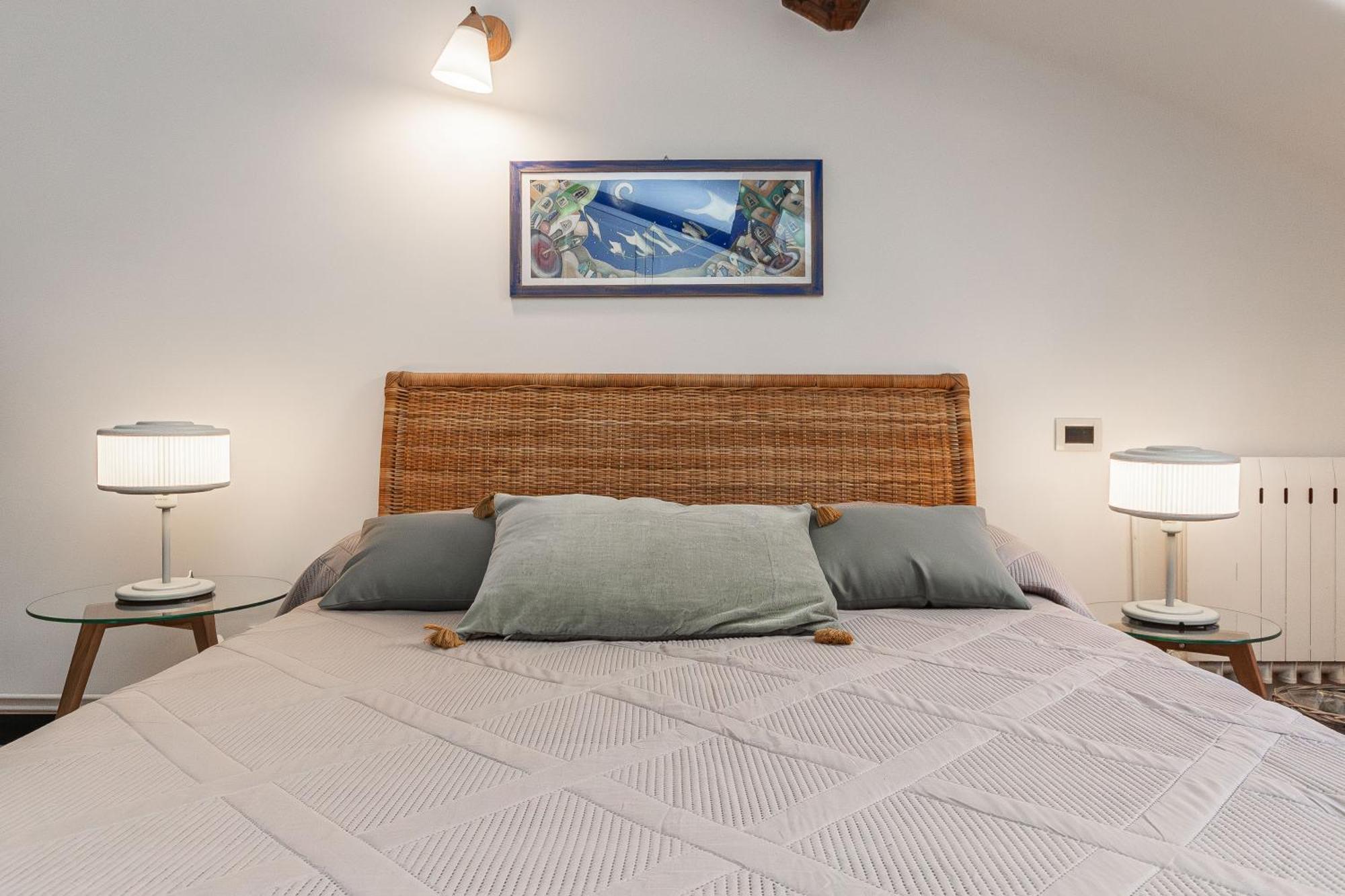 Apartment Spianata Di Castelletto, 5-bed Elegant Attic In The Historic Center Of